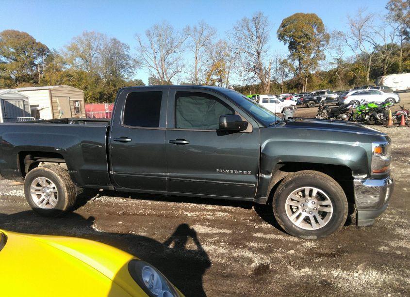 Photo 13 of 2018 Chevrolet Silverado 1500 1LT (VIN 1GCRCREC9JZ282951)