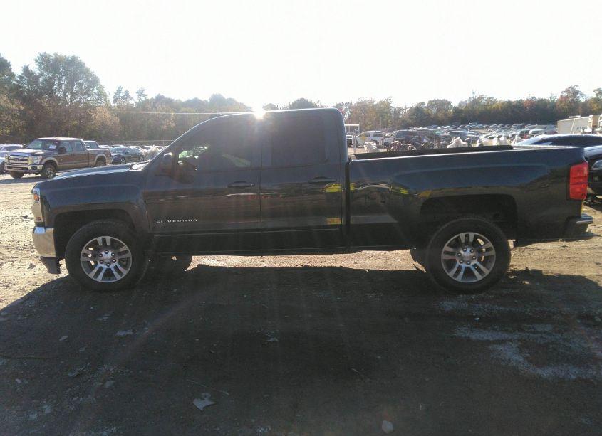 Photo 14 of 2018 Chevrolet Silverado 1500 1LT (VIN 1GCRCREC9JZ282951)