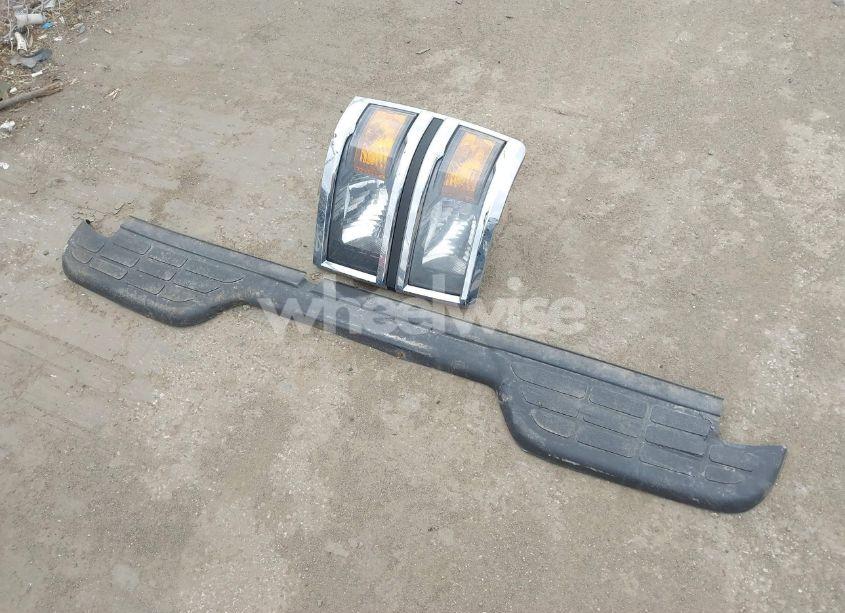 Photo 12 of 2015 Chevrolet Silverado 1500 1LT (VIN 1GCRCRECXFZ155360)