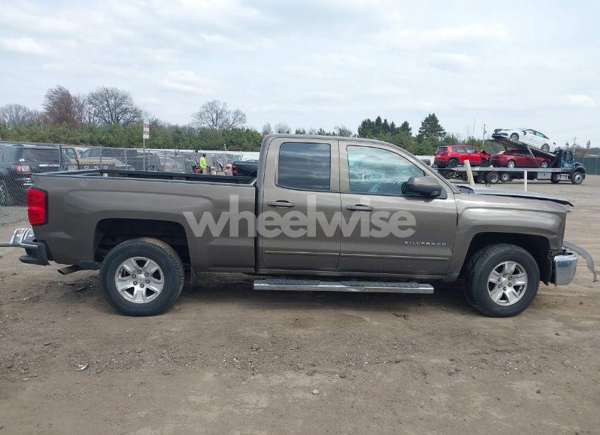 Photo 14 of 2015 Chevrolet Silverado 1500 1LT (VIN 1GCRCRECXFZ155360)