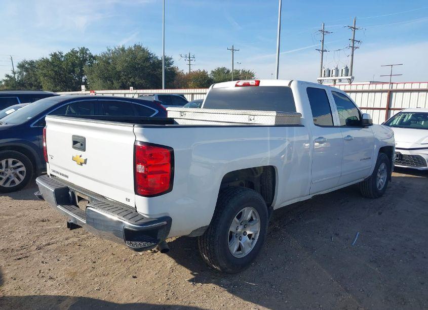 Photo 4 of 2015 Chevrolet Silverado 1500 1LT (VIN 1GCRCRECXFZ388283)