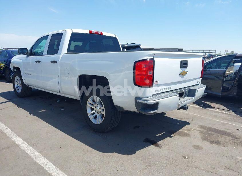 Photo 3 of 2014 Chevrolet Silverado 1500 1LT (VIN 1GCRCREH0EZ355674)