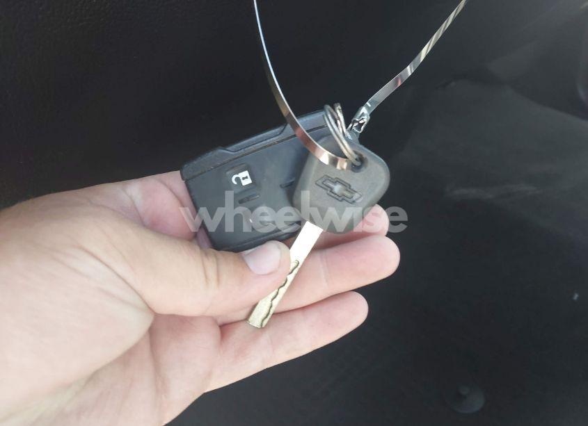 Photo 11 of 2018 Chevrolet Silverado 1500 1LT (VIN 1GCRCREH1JZ170429)