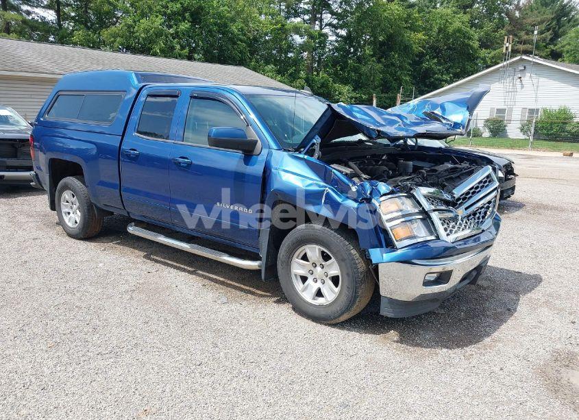 2015 Chevrolet Silverado 1500 1LT (VIN 1GCRCREH2FZ372168) main photo