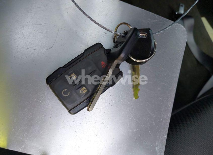 Photo 11 of 2015 Chevrolet Silverado 1500 1LT (VIN 1GCRCREH2FZ372168)