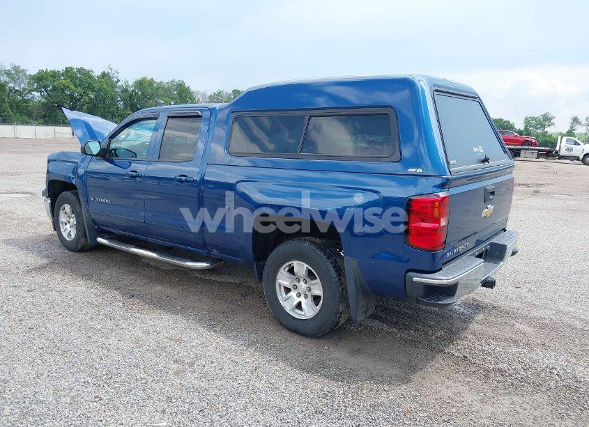Photo 3 of 2015 Chevrolet Silverado 1500 1LT (VIN 1GCRCREH2FZ372168)