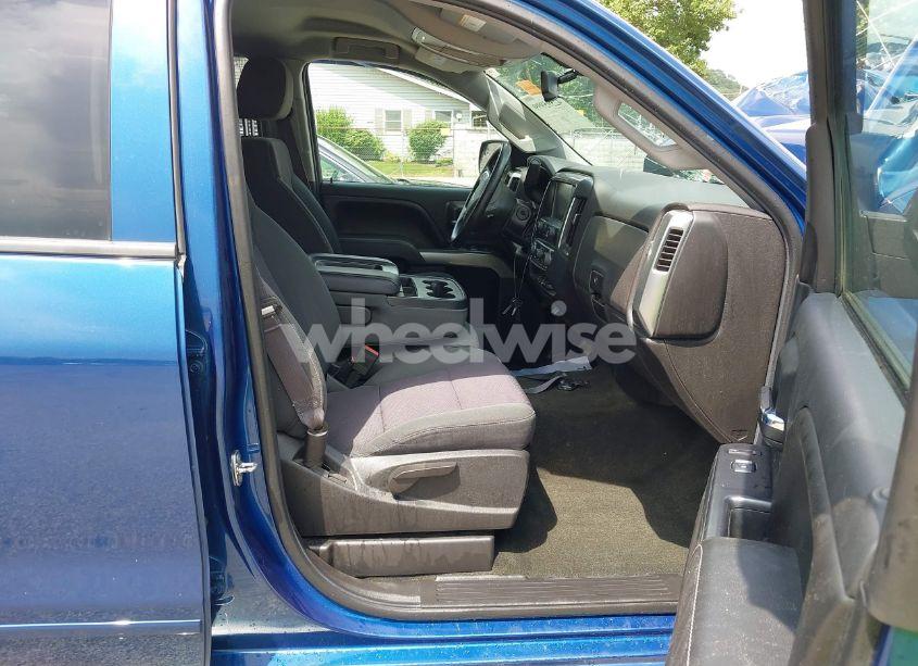 Photo 5 of 2015 Chevrolet Silverado 1500 1LT (VIN 1GCRCREH2FZ372168)