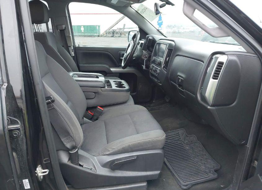 Photo 5 of 2018 Chevrolet Silverado 1500 1LT (VIN 1GCRCREH2JZ110126)