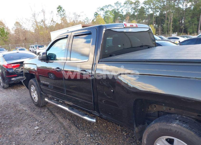 Photo 14 of 2018 Chevrolet Silverado 1500 1LT (VIN 1GCRCREH2JZ179544)