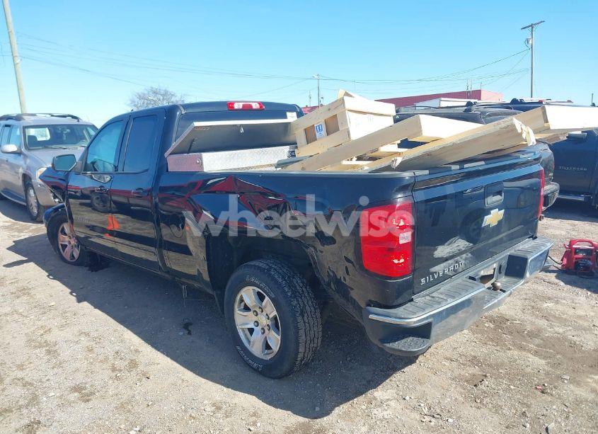 Photo 3 of 2015 Chevrolet Silverado 1500 1LT (VIN 1GCRCREH3FZ206158)