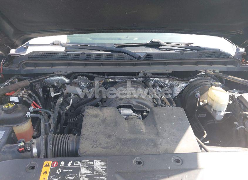 Photo 10 of 2018 Chevrolet Silverado 1500 1LT (VIN 1GCRCREH3JZ163109)