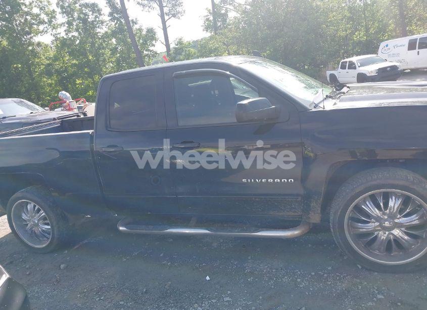 Photo 13 of 2018 Chevrolet Silverado 1500 1LT (VIN 1GCRCREH3JZ163109)