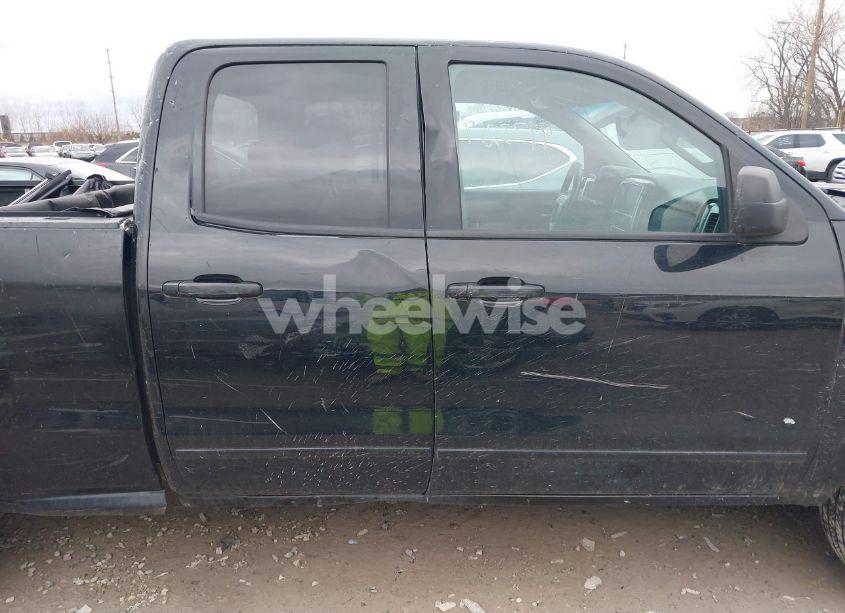 Photo 12 of 2015 Chevrolet Silverado 1500 1LT (VIN 1GCRCREH4FZ200417)