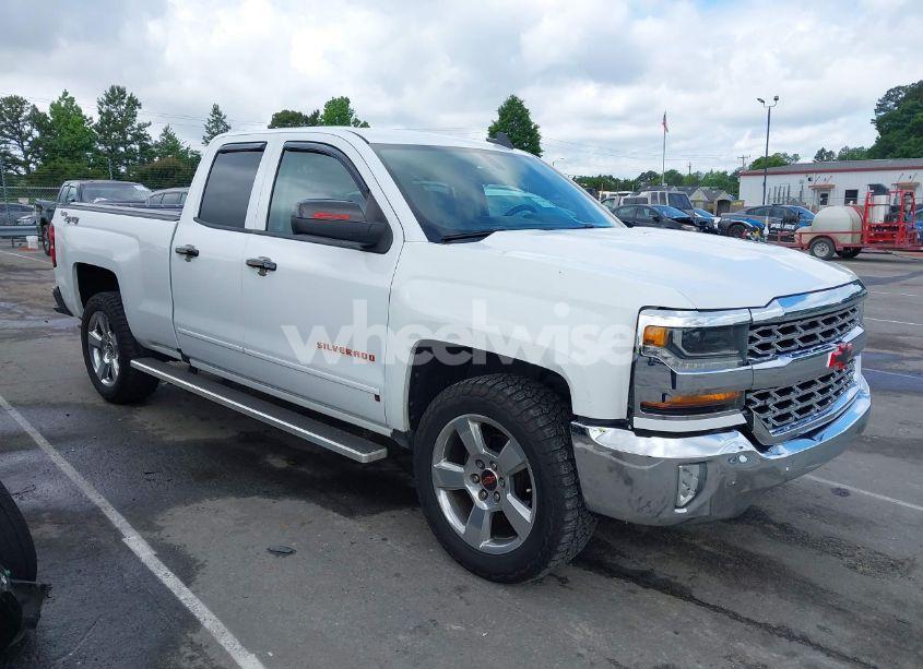 Photo 13 of 2017 Chevrolet Silverado 1500 1LT (VIN 1GCRCREH4HZ213090)
