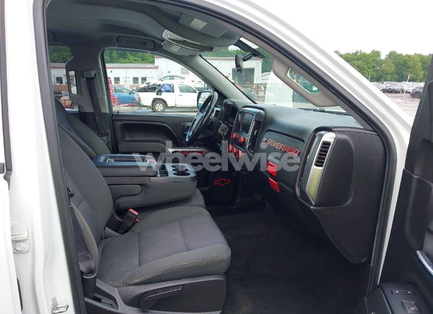 Photo 5 of 2017 Chevrolet Silverado 1500 1LT (VIN 1GCRCREH4HZ213090)