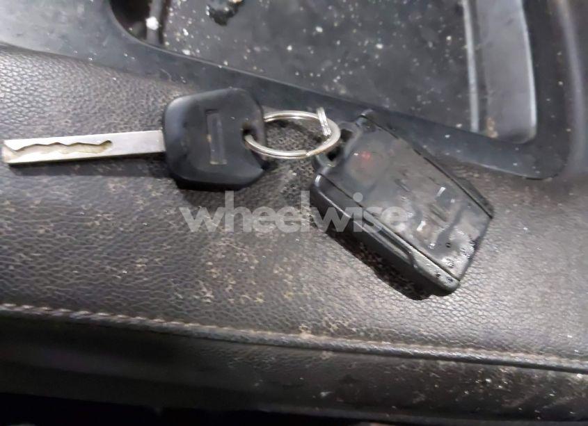 Photo 11 of 2018 Chevrolet Silverado 1500 1LT (VIN 1GCRCREH4JZ164236)