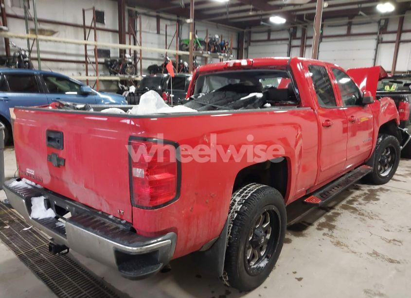 Photo 4 of 2018 Chevrolet Silverado 1500 1LT (VIN 1GCRCREH4JZ164236)