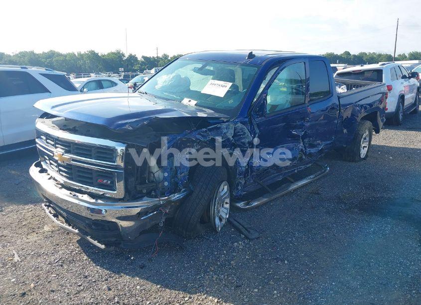 Photo 2 of 2014 Chevrolet Silverado 1500 2LT (VIN 1GCRCREH6EZ346963)