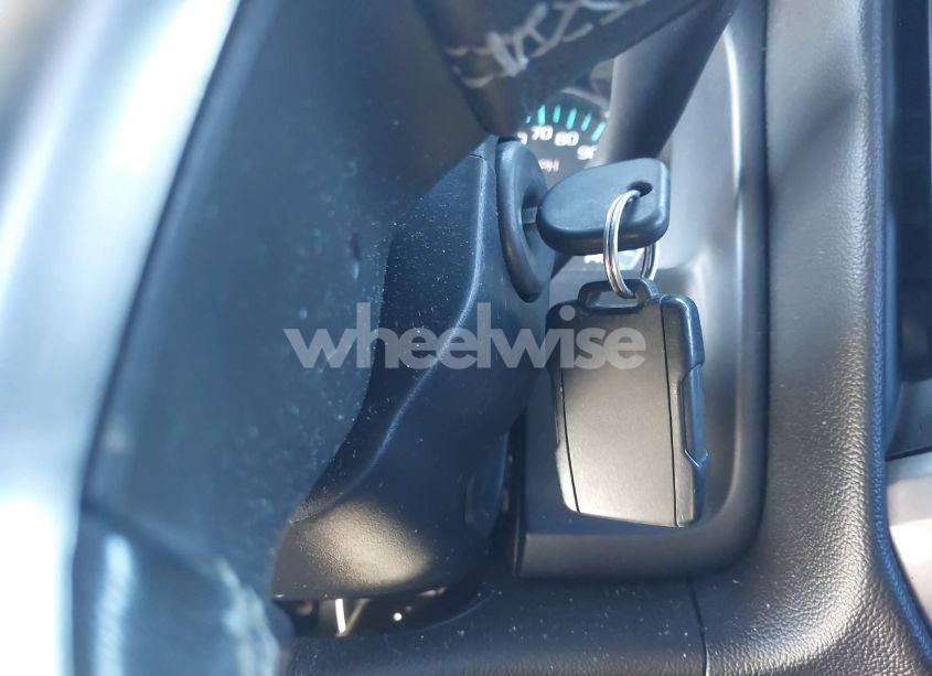 Photo 11 of 2015 Chevrolet Silverado 1500 1LT (VIN 1GCRCREH7FZ205921)