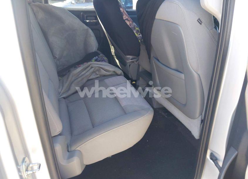 Photo 8 of 2015 Chevrolet Silverado 1500 1LT (VIN 1GCRCREH7FZ205921)