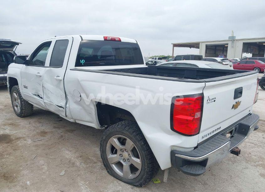 Photo 3 of 2015 Chevrolet Silverado 1500 1LT (VIN 1GCRCREH9FZ154471)