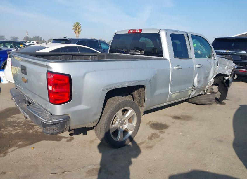Photo 4 of 2015 Chevrolet Silverado 1500 1LT (VIN 1GCRCREH9FZ431958)