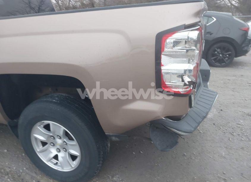 Photo 17 of 2017 Chevrolet Silverado 1500 1LT (VIN 1GCRCREH9HZ225977)