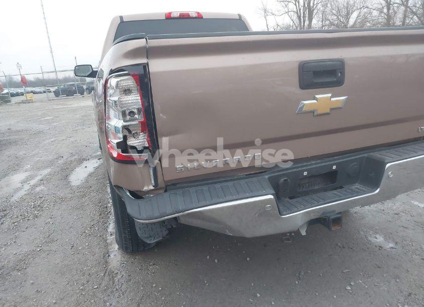 Photo 6 of 2017 Chevrolet Silverado 1500 1LT (VIN 1GCRCREH9HZ225977)