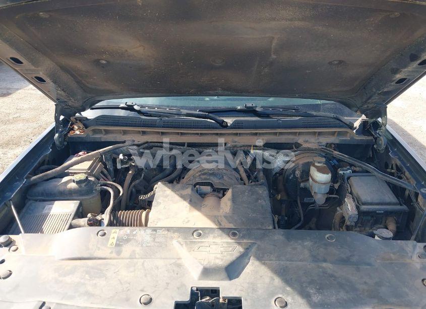 Photo 10 of 2018 Chevrolet Silverado 1500 1LT (VIN 1GCRCREH9JZ274568)