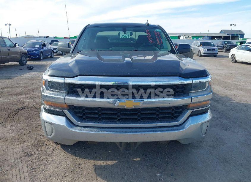 Photo 12 of 2018 Chevrolet Silverado 1500 1LT (VIN 1GCRCREH9JZ274568)