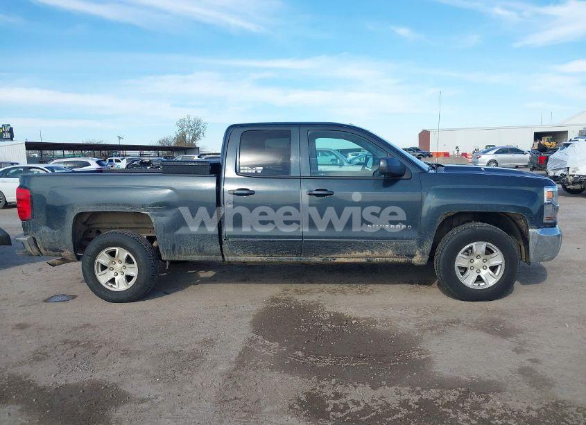 Photo 13 of 2018 Chevrolet Silverado 1500 1LT (VIN 1GCRCREH9JZ274568)
