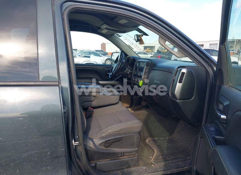 Photo 5 of 2018 Chevrolet Silverado 1500 1LT (VIN 1GCRCREH9JZ274568)