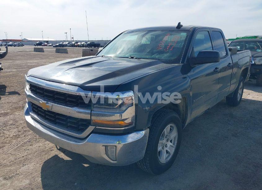 Photo 6 of 2018 Chevrolet Silverado 1500 1LT (VIN 1GCRCREH9JZ274568)