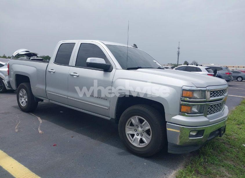 2015 Chevrolet Silverado 1500 1LT (VIN 1GCRCREHXFZ186961) main photo