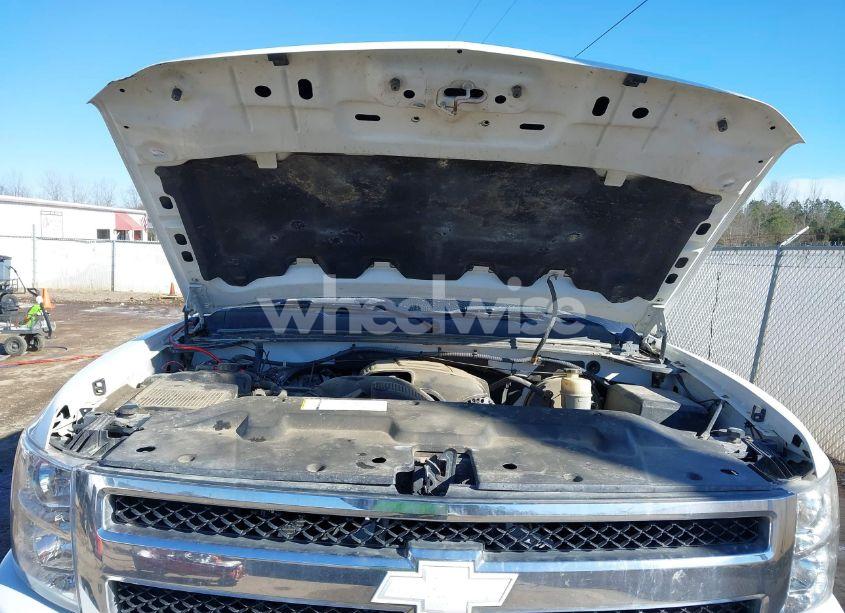 Photo 10 of 2011 Chevrolet Silverado 1500 LT (VIN 1GCRCSE01BZ142326)