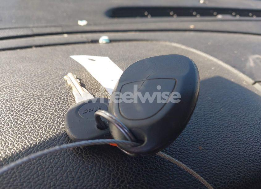 Photo 11 of 2011 Chevrolet Silverado 1500 LT (VIN 1GCRCSE01BZ142326)