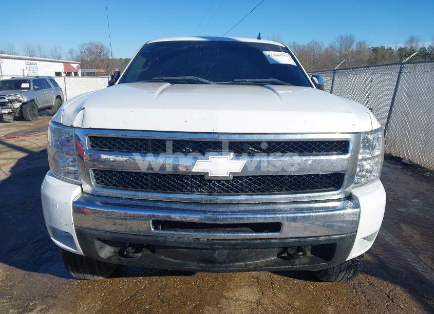 Photo 13 of 2011 Chevrolet Silverado 1500 LT (VIN 1GCRCSE01BZ142326)