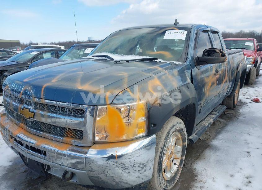 Photo 2 of 2012 Chevrolet Silverado 1500 LT (VIN 1GCRCSE01CZ261107)