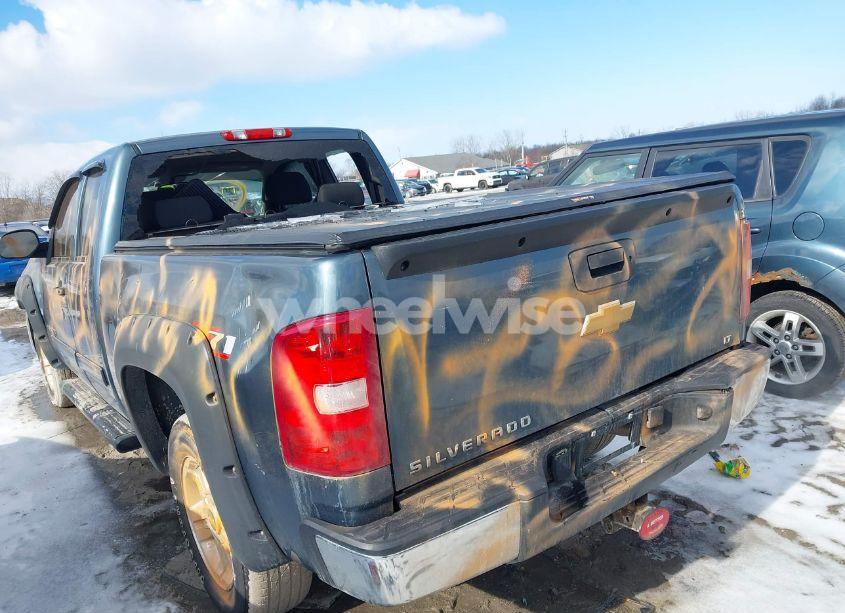 Photo 3 of 2012 Chevrolet Silverado 1500 LT (VIN 1GCRCSE01CZ261107)