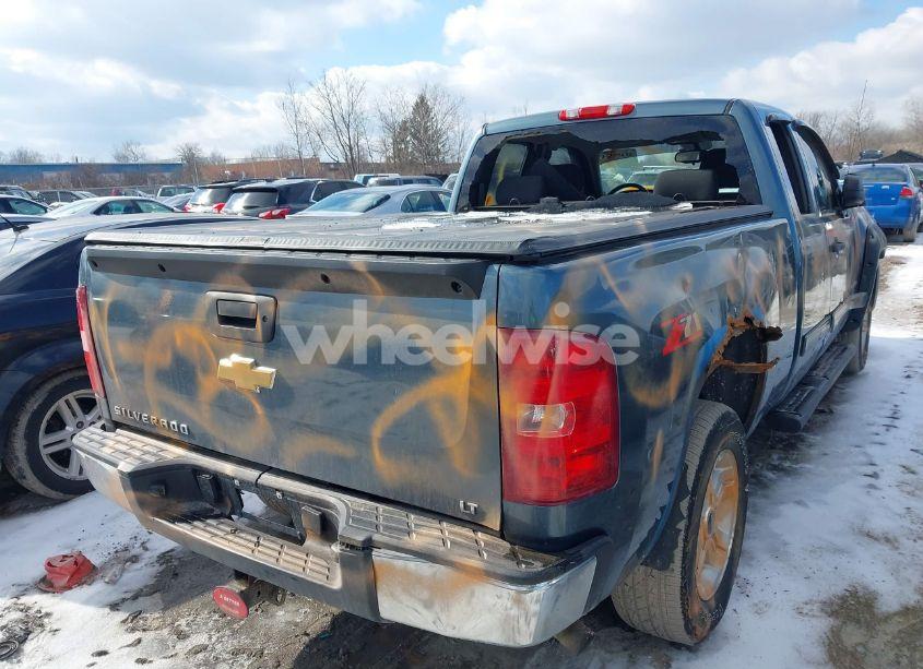Photo 4 of 2012 Chevrolet Silverado 1500 LT (VIN 1GCRCSE01CZ261107)