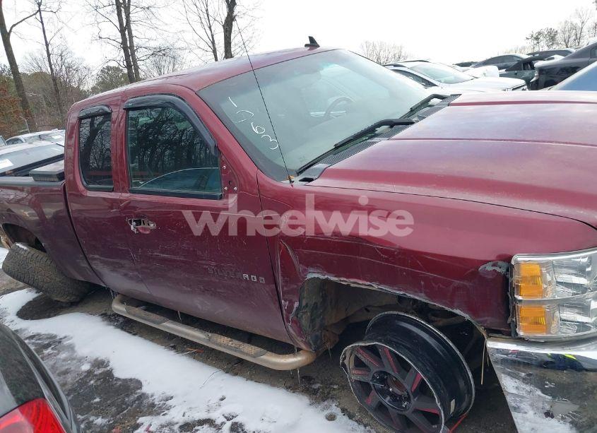 Photo 13 of 2013 Chevrolet Silverado 1500 LT (VIN 1GCRCSE01DZ111063)