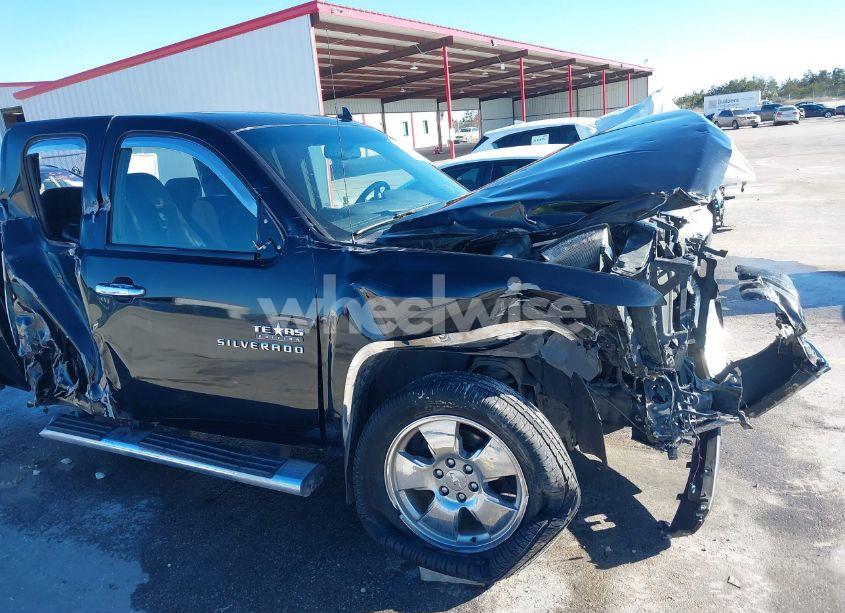 Photo 18 of 2011 Chevrolet Silverado 1500 LT (VIN 1GCRCSE02BZ327758)