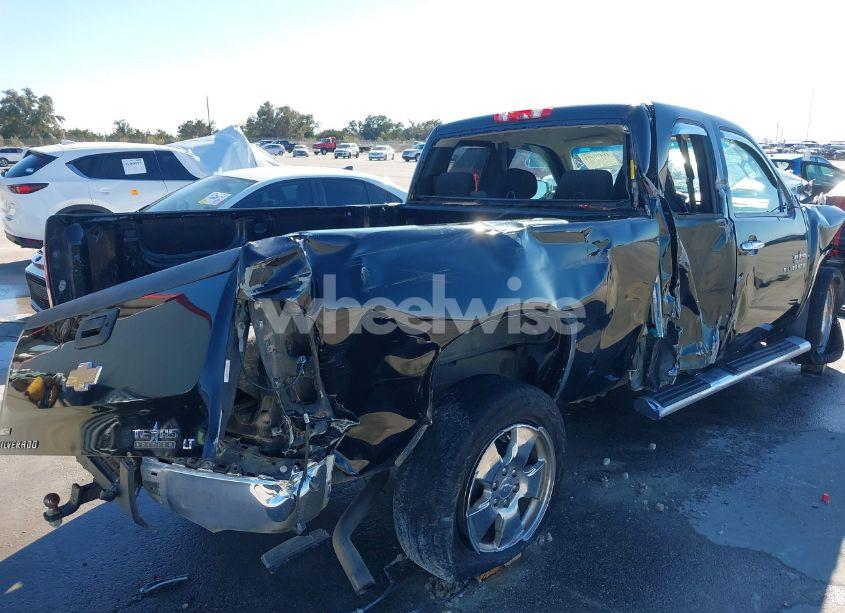 Photo 20 of 2011 Chevrolet Silverado 1500 LT (VIN 1GCRCSE02BZ327758)