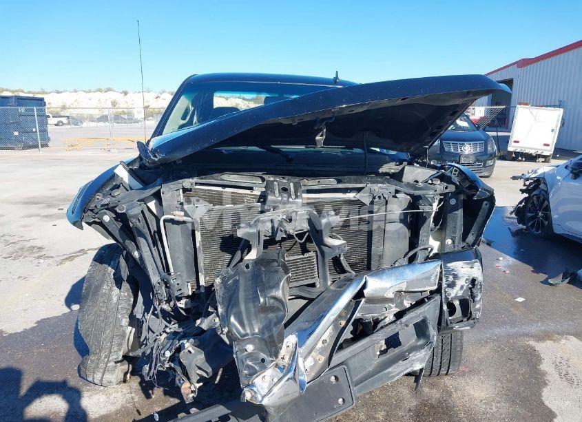 Photo 6 of 2011 Chevrolet Silverado 1500 LT (VIN 1GCRCSE02BZ327758)