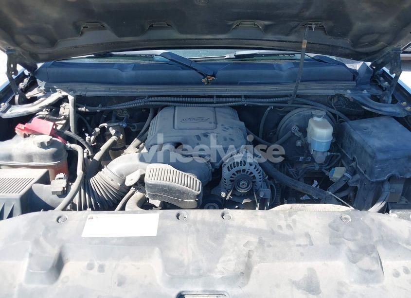 Photo 10 of 2011 Chevrolet Silverado 1500 LT (VIN 1GCRCSE03BZ307843)