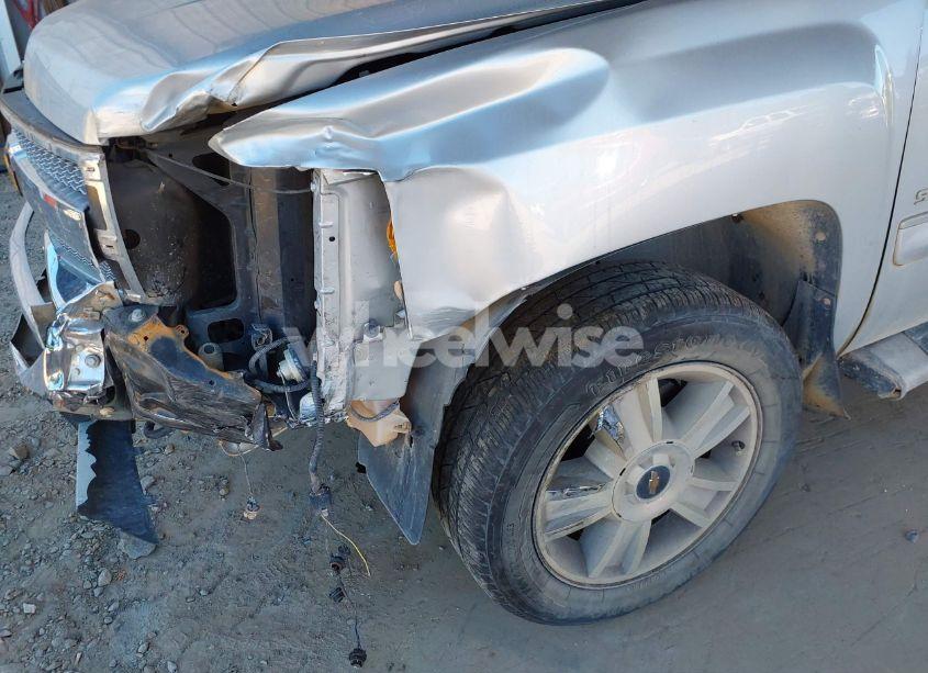 Photo 6 of 2012 Chevrolet Silverado 1500 LT (VIN 1GCRCSE03CZ232871)