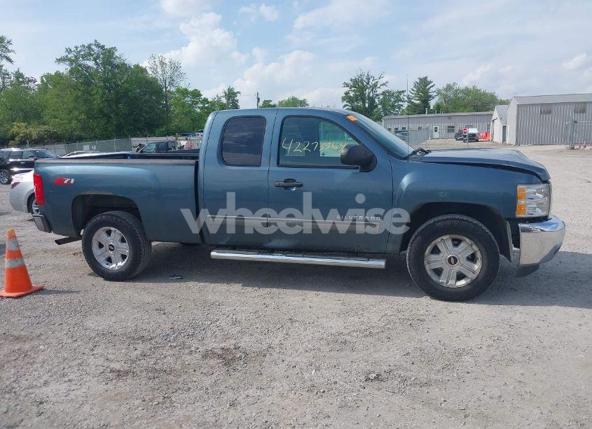 Photo 14 of 2013 Chevrolet Silverado 1500 LT (VIN 1GCRCSE03DZ204859)