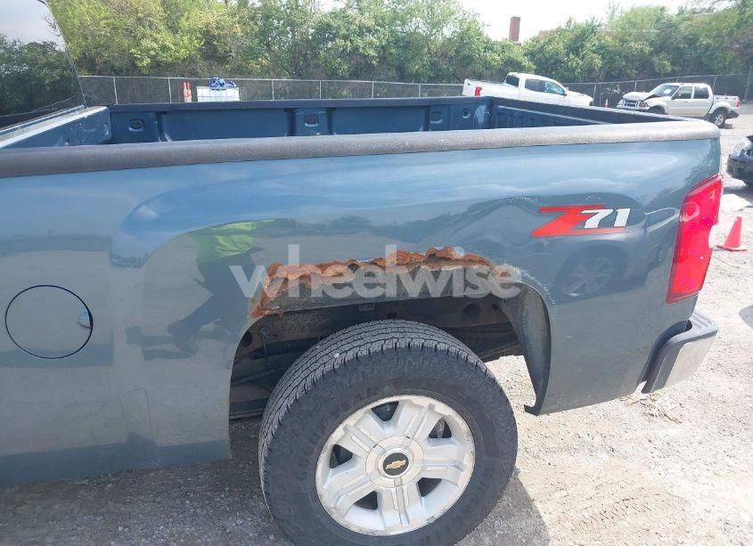 Photo 19 of 2013 Chevrolet Silverado 1500 LT (VIN 1GCRCSE03DZ204859)