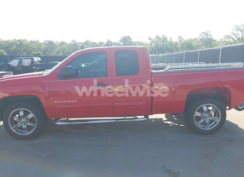 Photo 14 of 2011 Chevrolet Silverado 1500 LT (VIN 1GCRCSE04BZ134740)