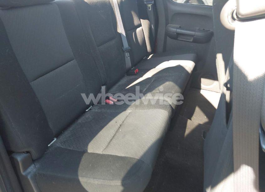 Photo 8 of 2011 Chevrolet Silverado 1500 LT (VIN 1GCRCSE04BZ134740)